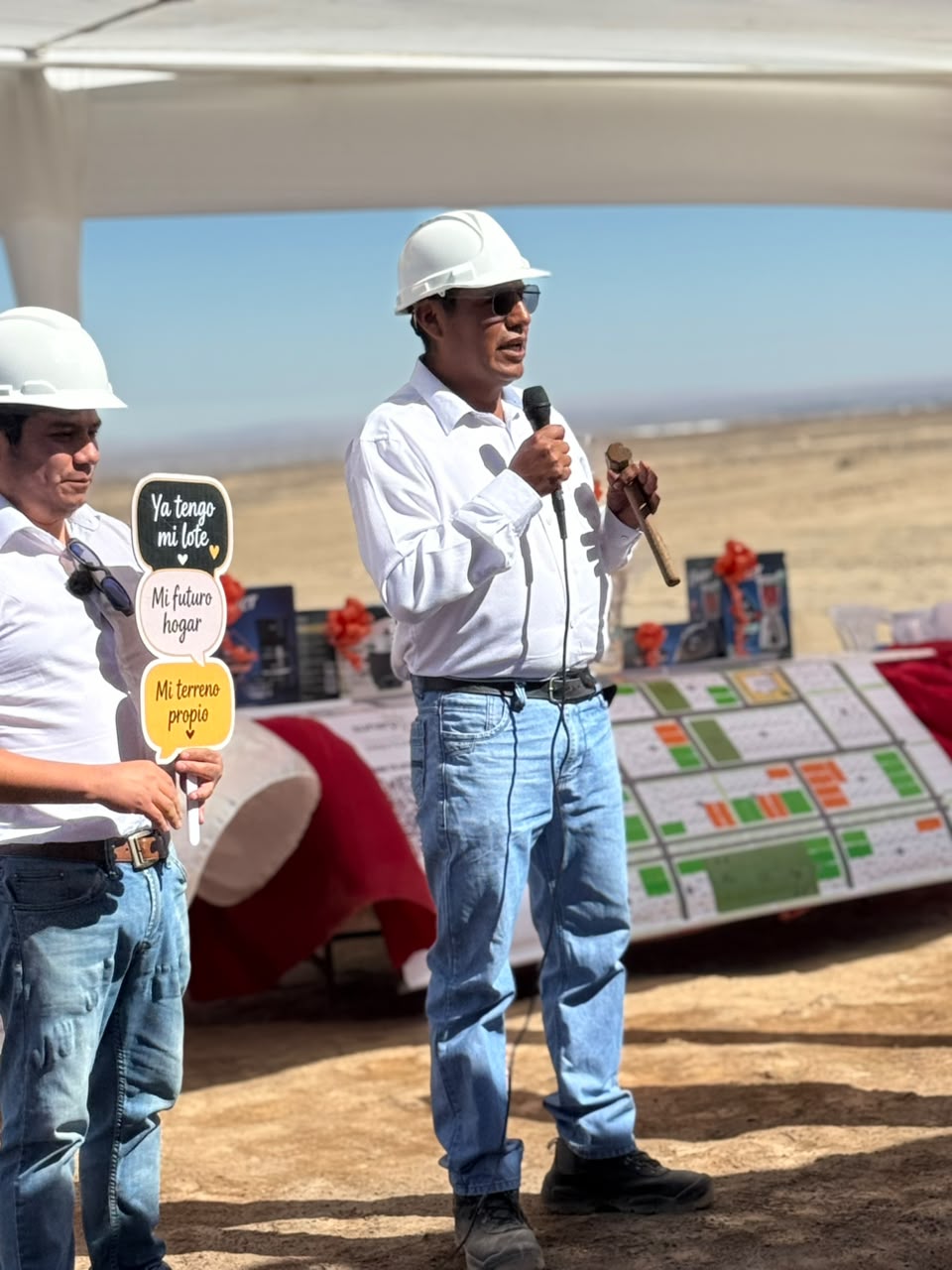 Presentación del plano de lotización de Aurora
